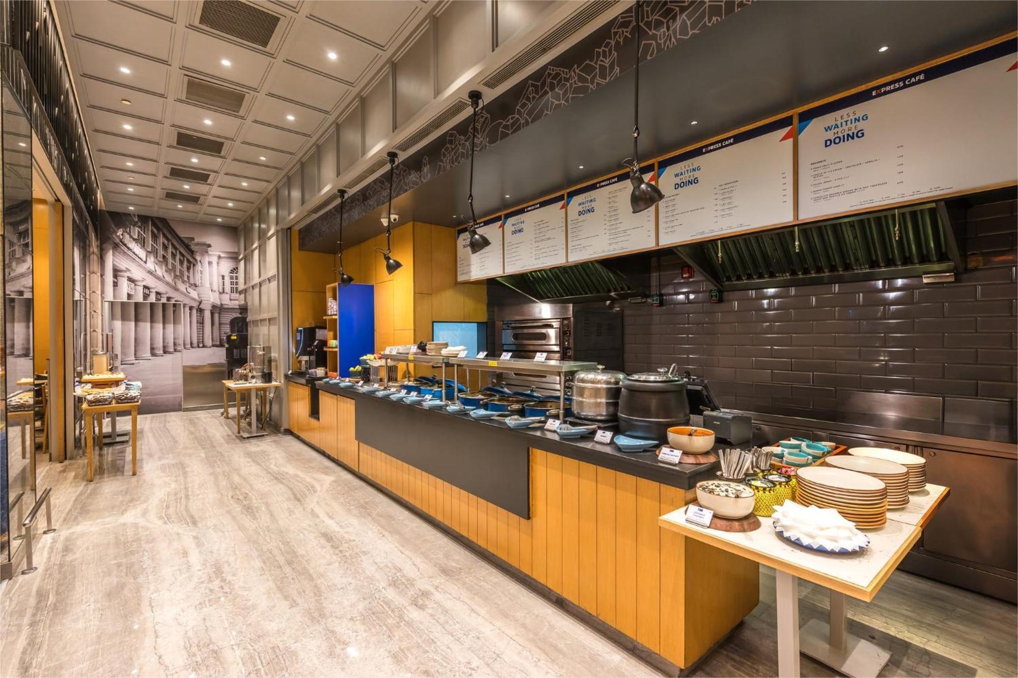 Holiday Inn Express Gurugram Sector 50 By Ihg Gurgaon Exterior foto